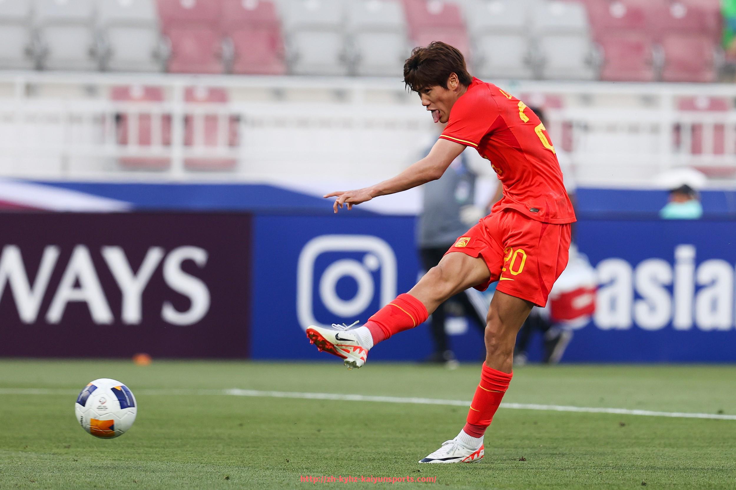 ky开云-NBA火箭队LG球员表现及数据分析